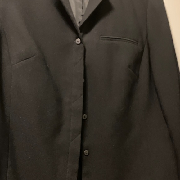 Women's Elegant Black Blazer - Picture 5 of 6